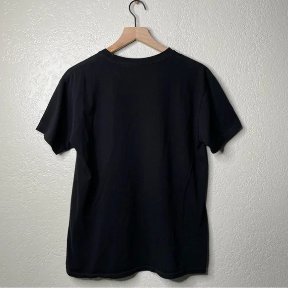 In N Out Hamburgers No Delay Company Store Pocket T-Shirt - Picture 5 of 6